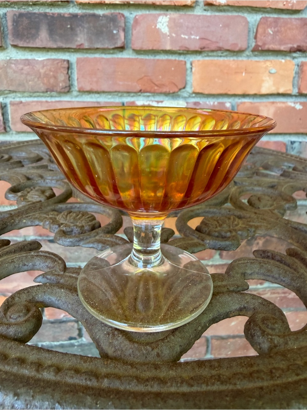 5 Marigold carnival glass dessert dishes